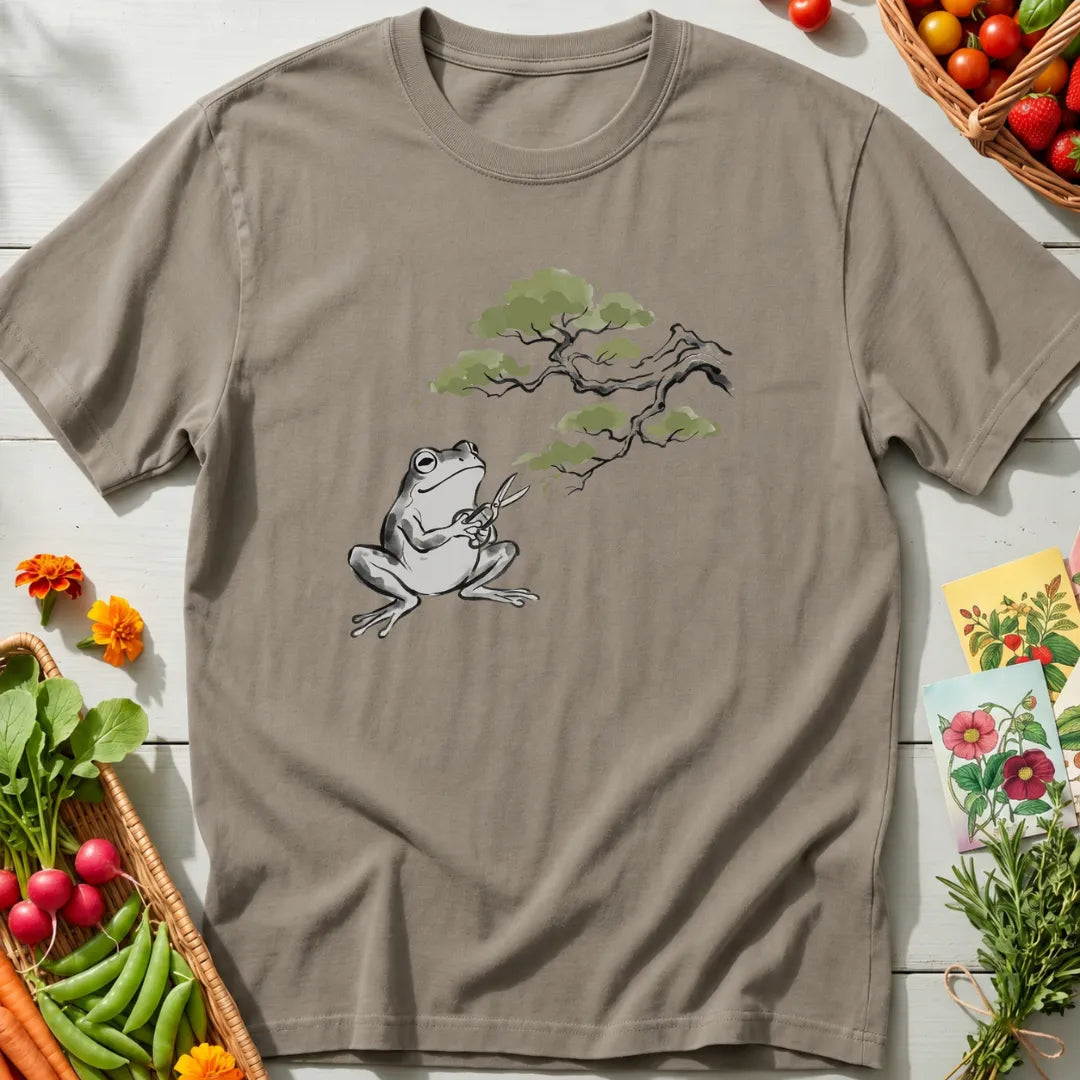 Frog Bonsai Artist T-Shirt